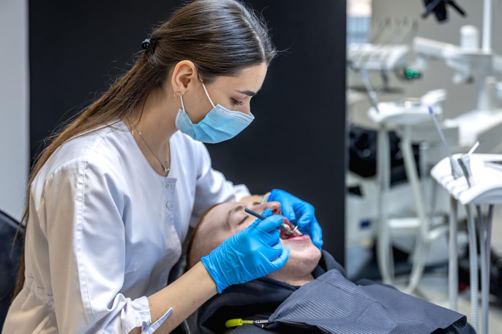 Leczenie Kanałowe (Endodoncja)